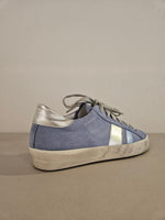 Sneakers azzurra crown