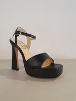 Sandalo nero M21