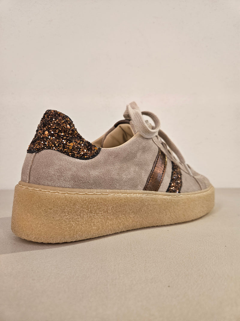 Sneakers taupe Nila&nila