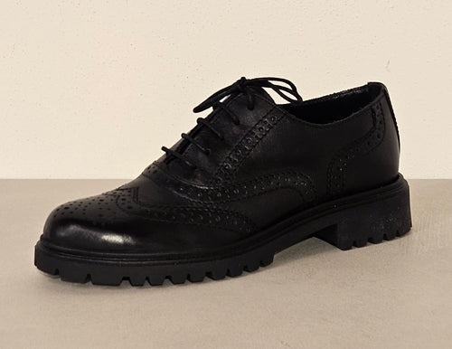 Scarpa brunelli