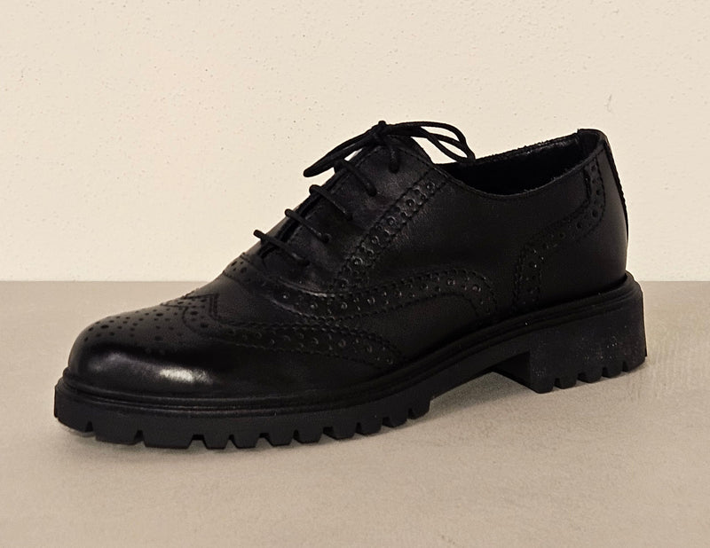 Scarpa brunelli