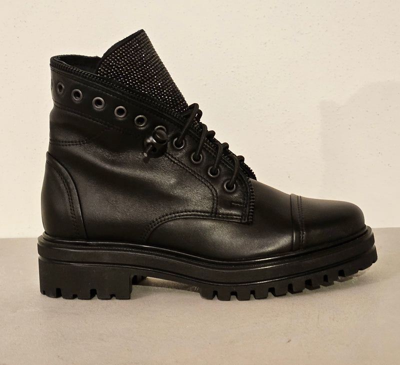 Stivaletto crown